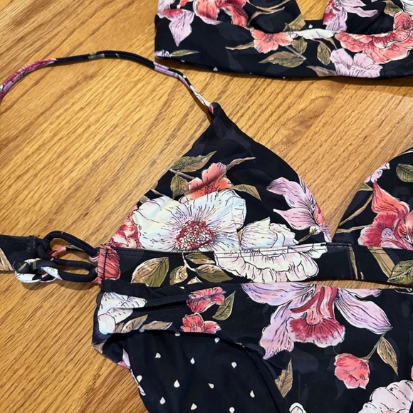 Billabong "Sweet Tide" Plunge Bikini Top, Fixed Tri Bikini Top & Bottoms - S,M - Picture 9 of 9